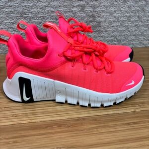 Nike Free Metcon 6 Woman’s Sz 7 Hot Punch Pink-Black-White FJ7126-600 Training